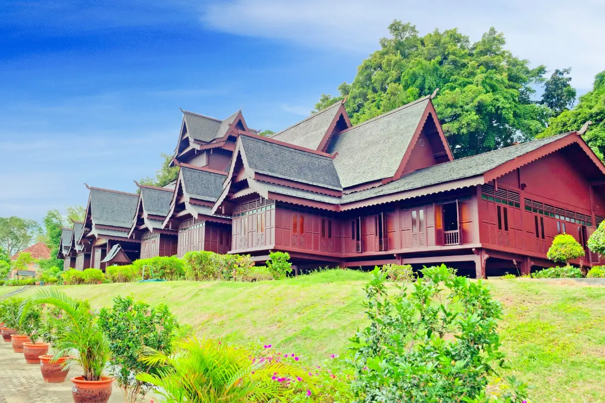 Melaka sultanate palace, outside