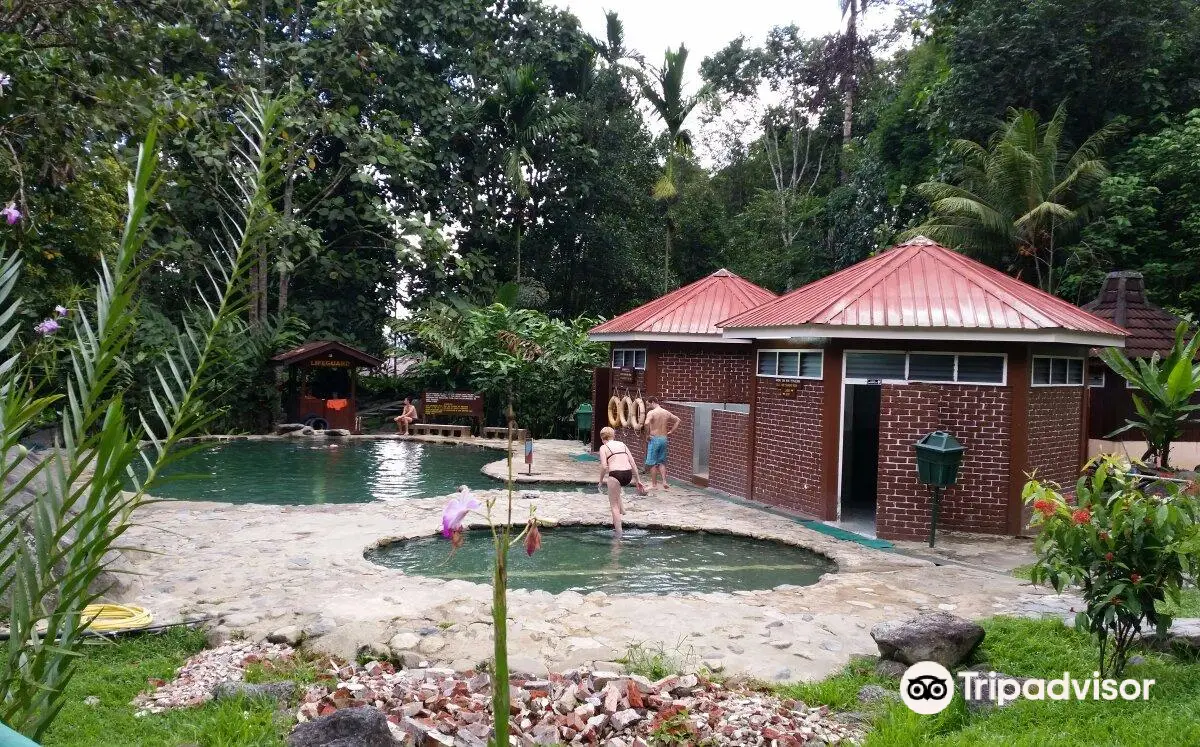 One of the pools in poring hotspring