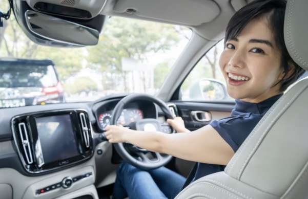 駕車及行人過馬路禮儀