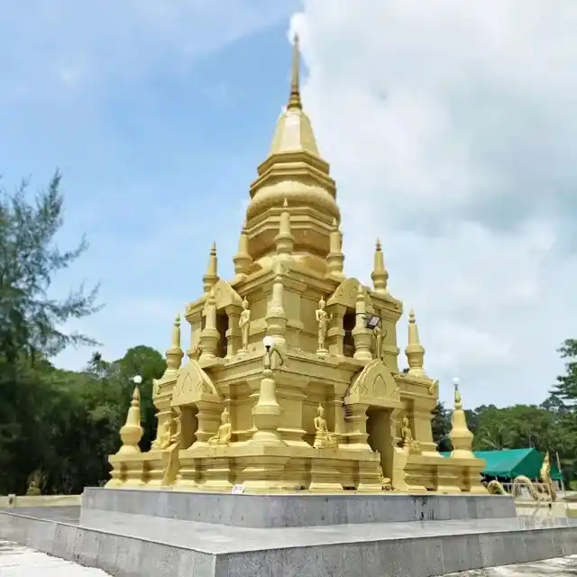 วัดพระเจดีย์แหลมสอ