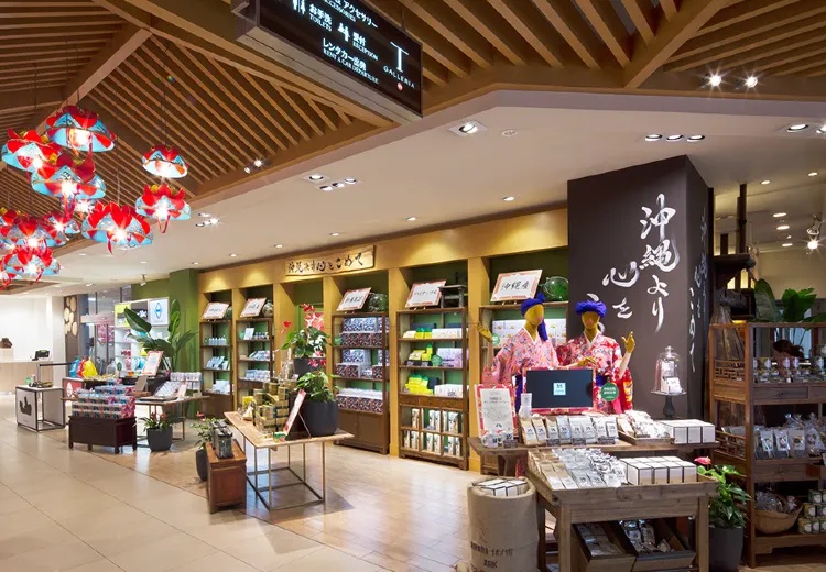 DFS 沖繩免稅店 1F