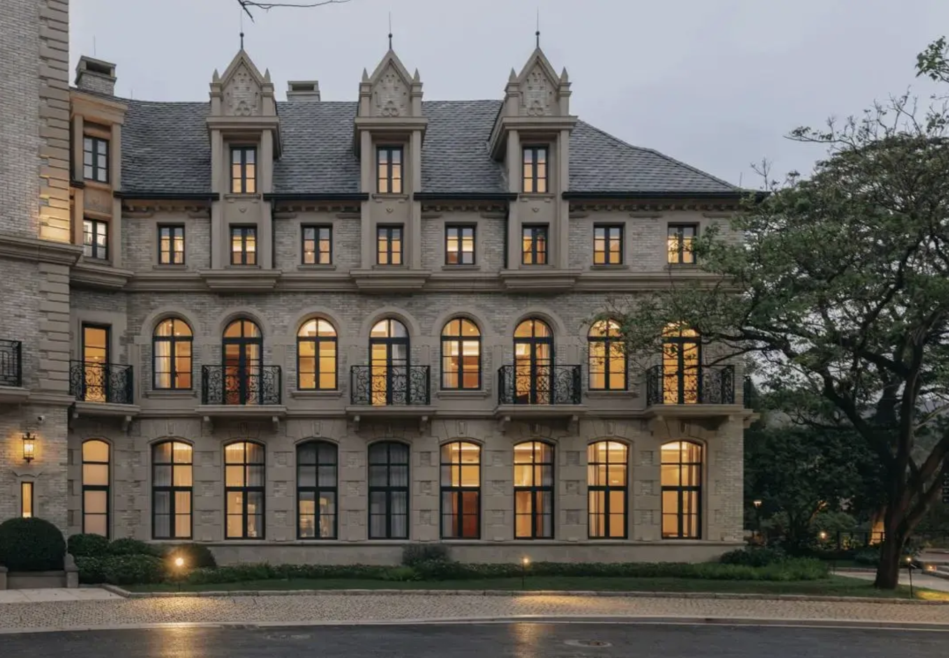 更多廣州親子酒店推介 | # 2 中旅阿那亞九龍湖·公主酒店