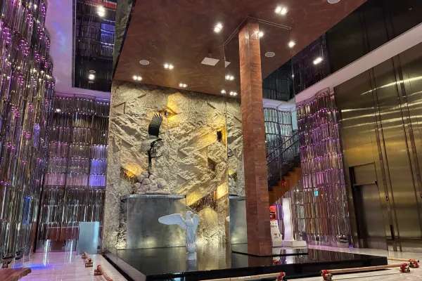 駁二住宿｜高雄翰品酒店