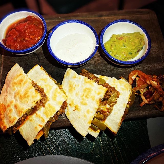 8Five2 Restobar Taco