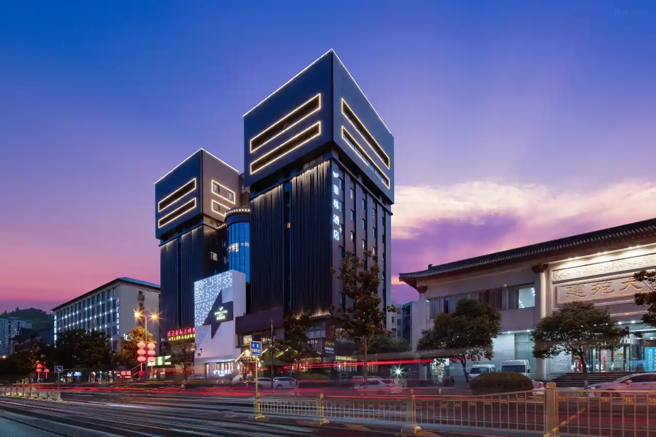 Feeling Hotel-2