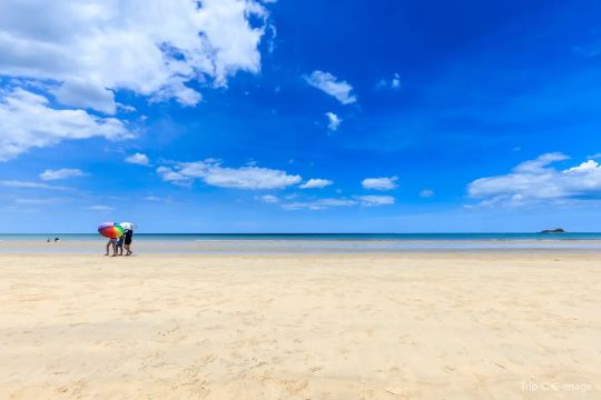 หาดสวนสนประดิพัทธ์