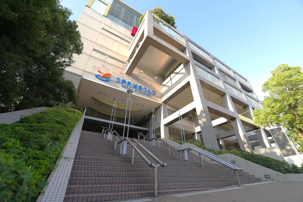 溫泉世界飯店及度假村