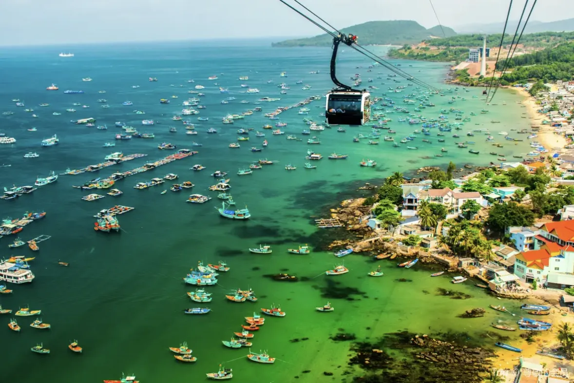 暑假旅遊推薦：富國島跨海纜車