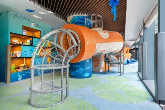 Kids’ Corner 兒童天地