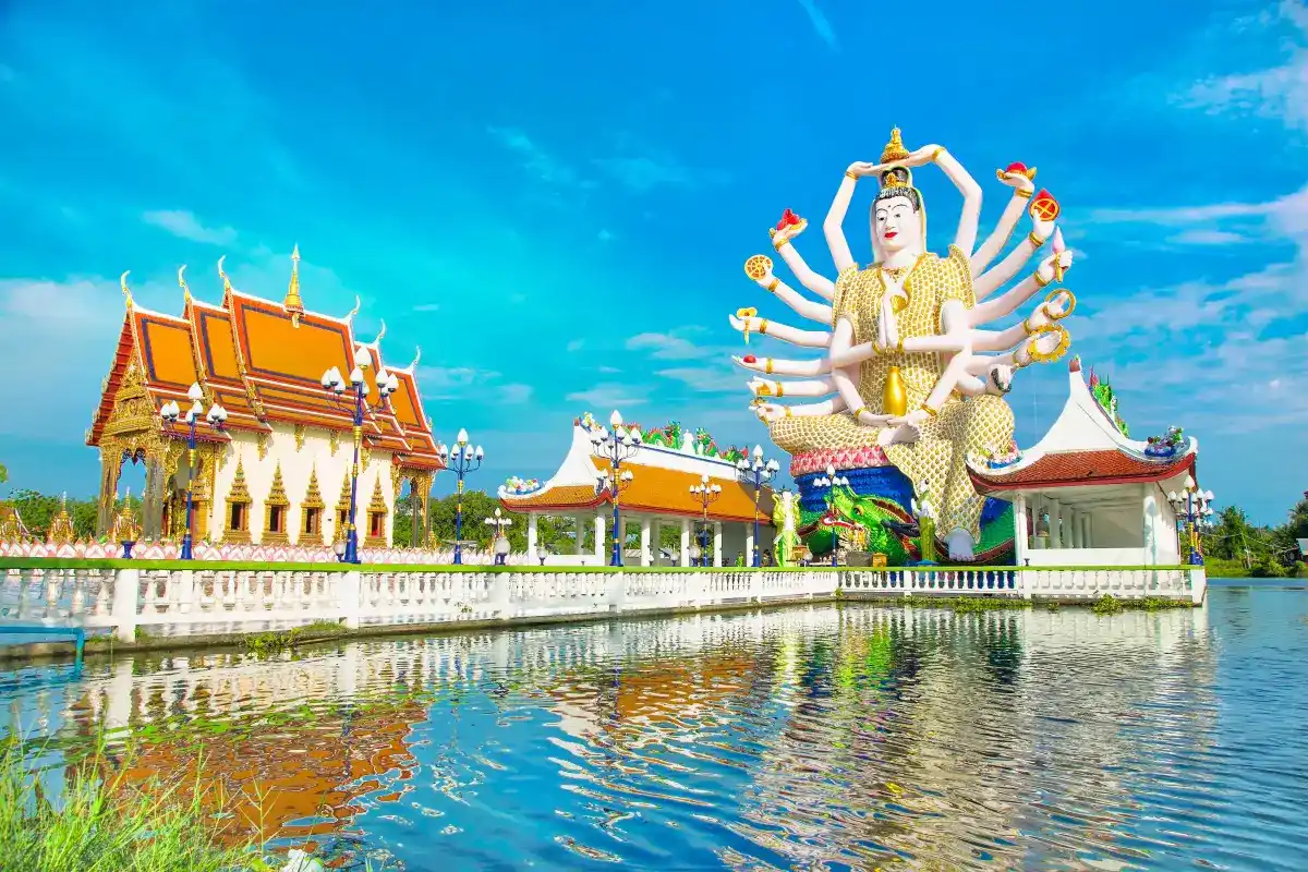 วัดปลายแหลม