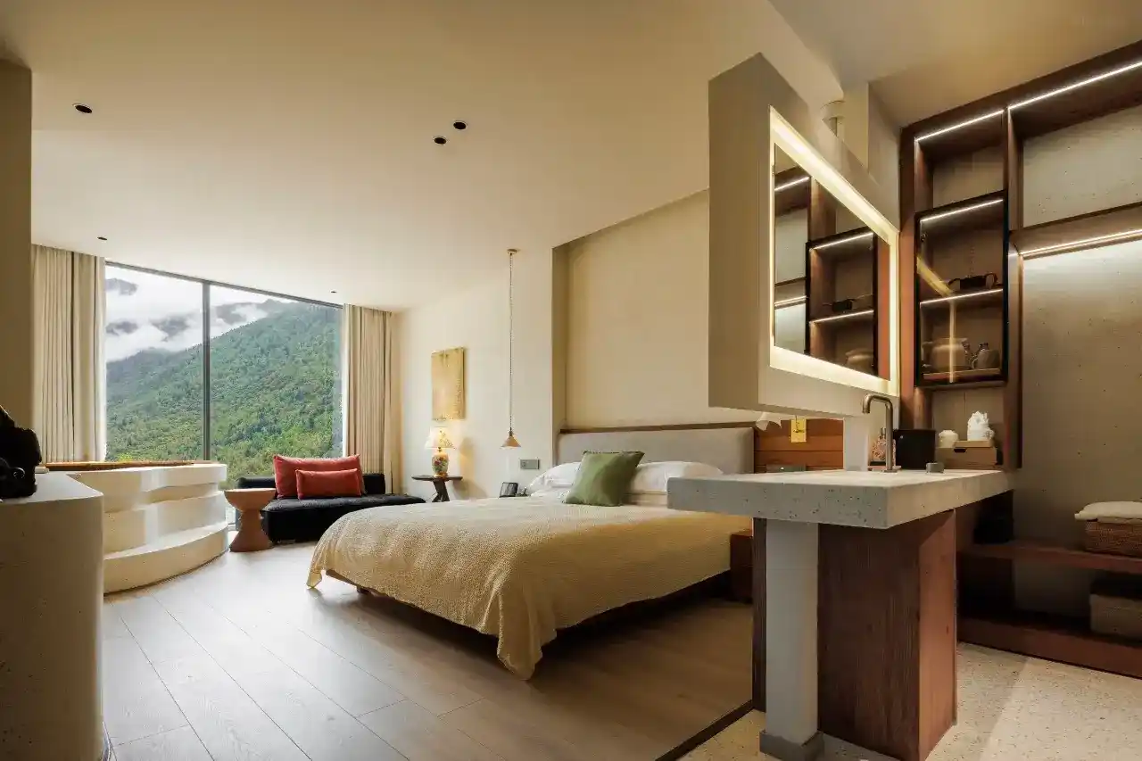 Four-Goddess Mountain Cloud View Fan's Lodging-1