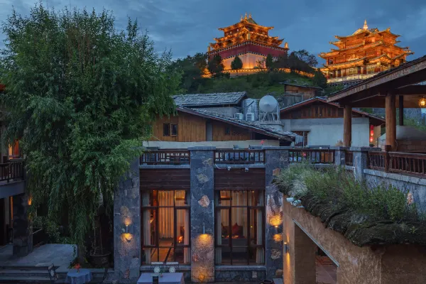 แอโร คัมผา บาย ซิงค์ เจอร์นีย์ แชงกรีล่า ย่านเมืองเก่า Dukezong