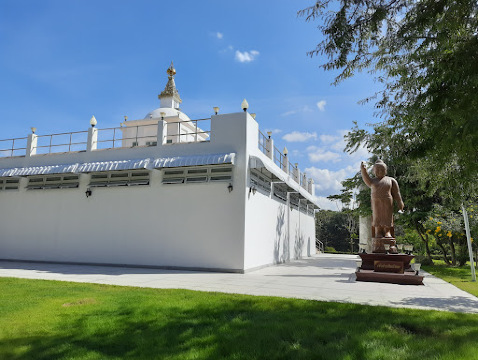 8. วัดจองคำ