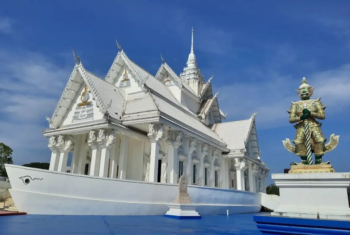 วัดหินแท่นลำภาชี