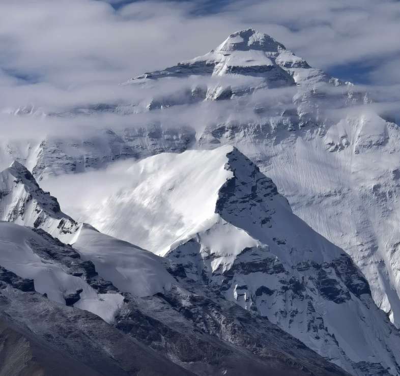 珠穆朗瑪峰大本營