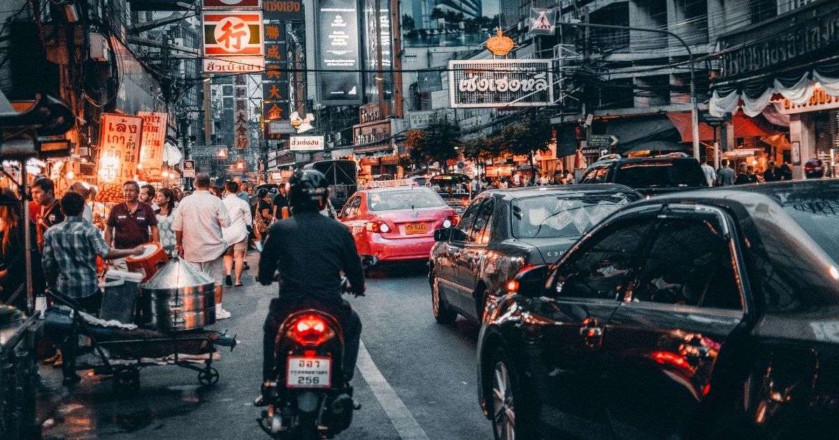 15 ของฝากกรุงเทพ ยอดฮิตปี 2569 อัปเดตพิกัดช้อป เดินทางง่ายใกล้รถไฟฟ้า | Trip.com