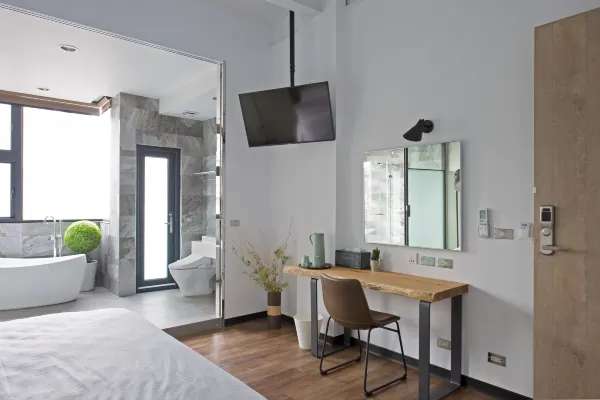 駁二住宿｜圈叉行旅