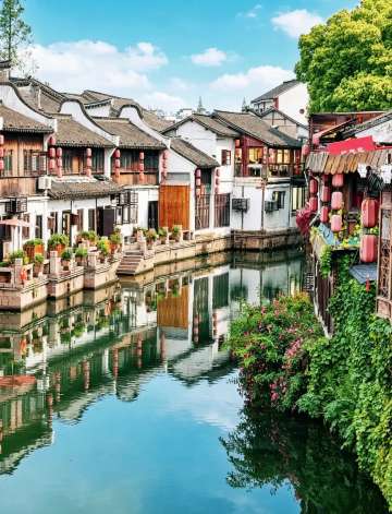 What to Eat in Zhujiajiao Ancient Town