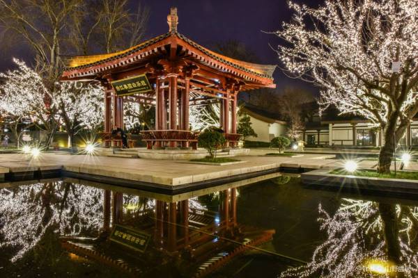 大雁塔正門唐風地標