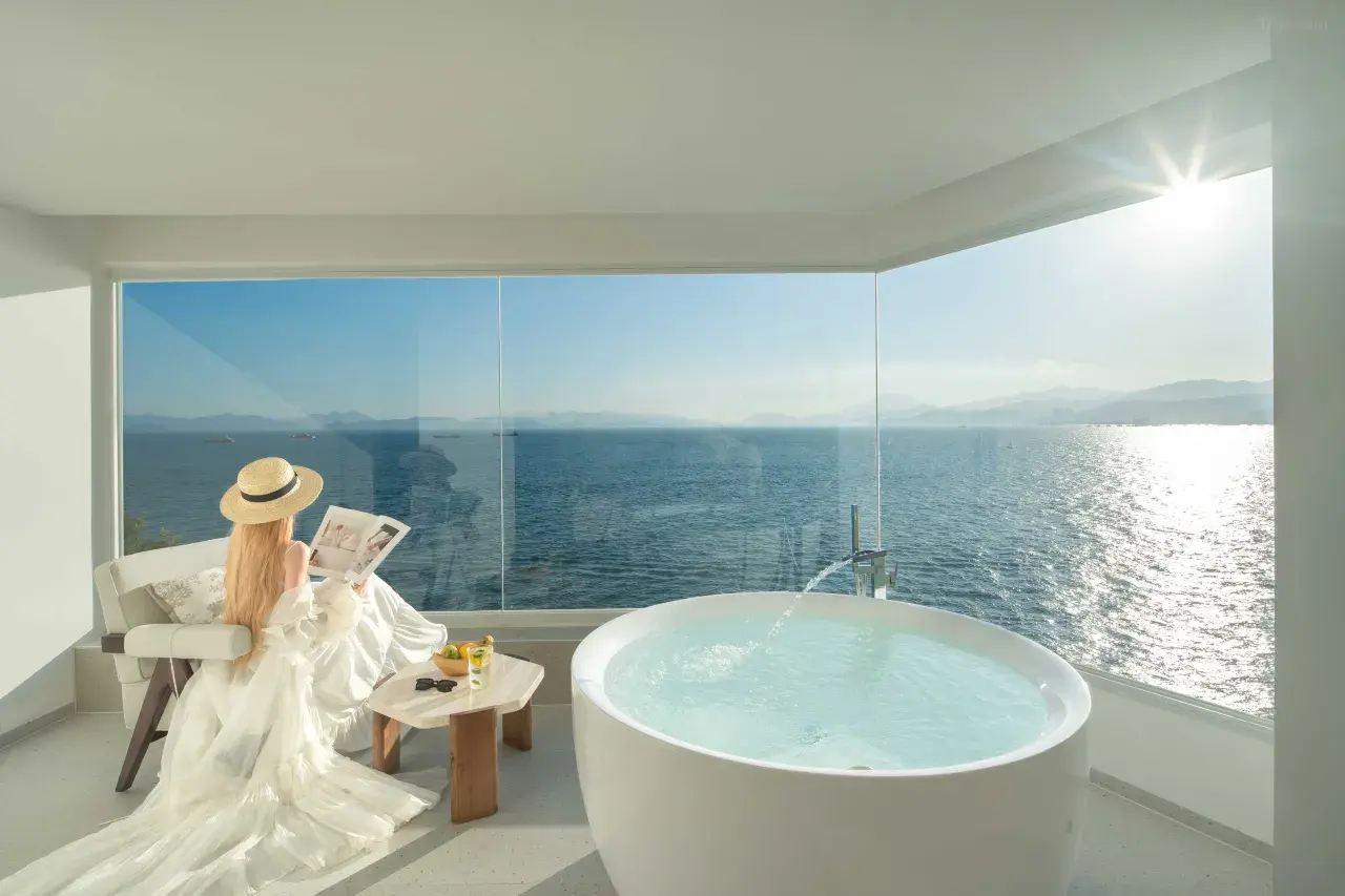 深圳官湖祕野礁石海景酒店浴室