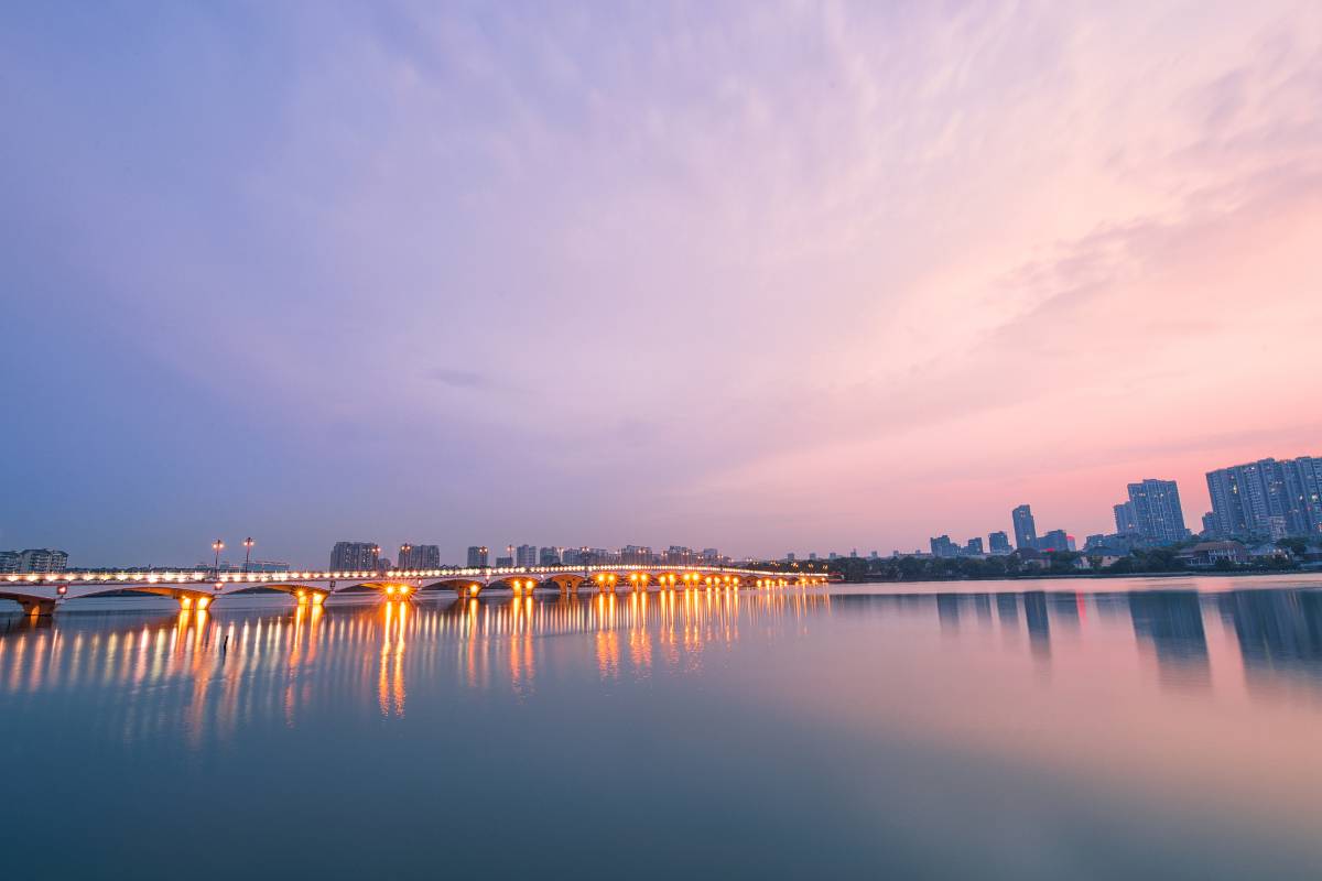 ริมแม่น้ำในเมืองหนานจิง