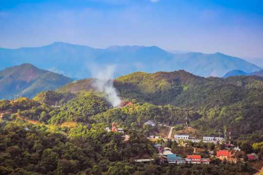 บ้านอีต่อง และเหมืองปิล็อก