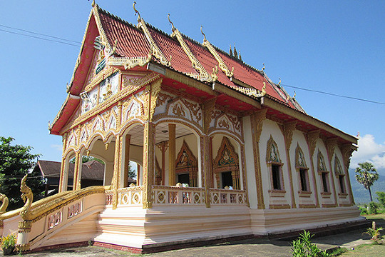 รวม 15 วัดในลาว 2569 สวยระดับโลก สายบุญ สายมู ห้ามพลาด | Trip.com