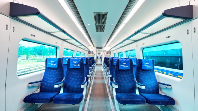 A bordo del treno aeroportuale