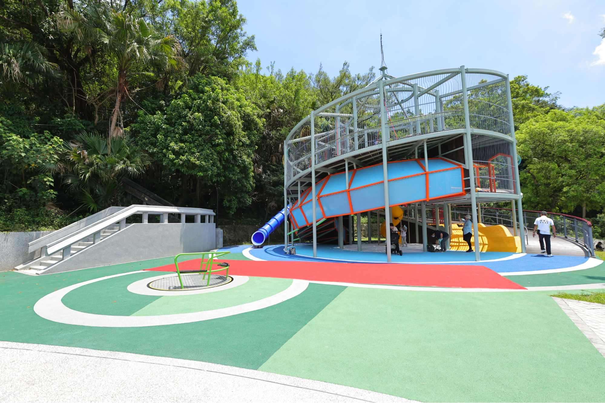 基隆景點｜基隆親子景點推薦 中正公園：希望之丘親子遊戲場