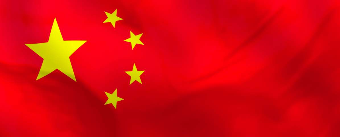 Bandiera della Cina su sfondo rosso