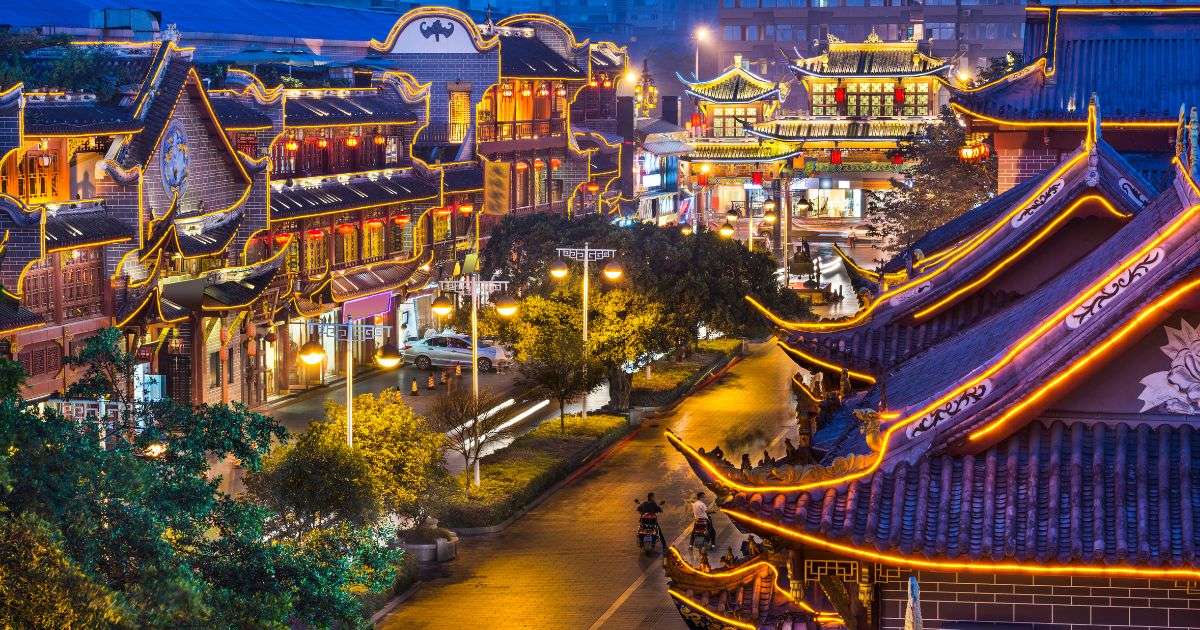 เที่ยวเฉิงตูเดือนธันวาคม 2569: สภาพอากาศ ที่เที่ยว เล่นหิมะได้ที่ไหน? | Trip.com