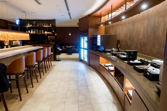 JAL Sakura Lounge