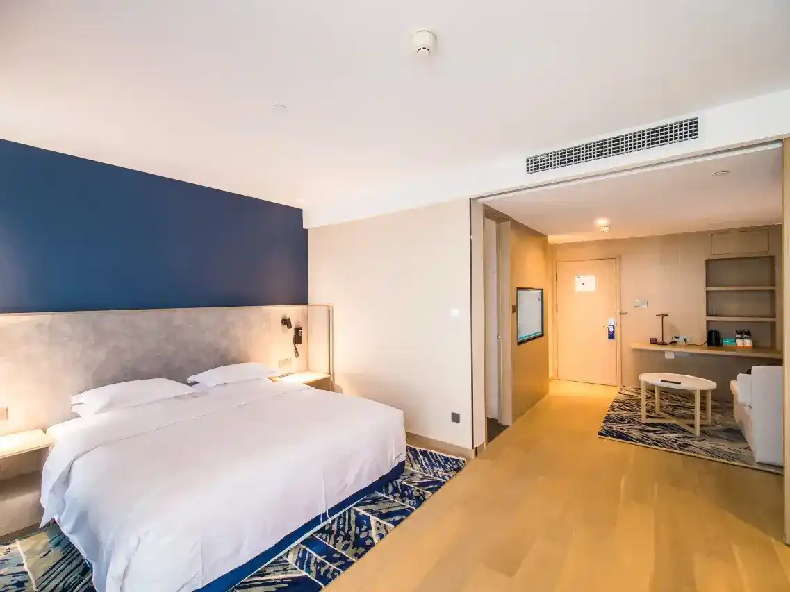 Holiday Inn Express Kunming West - 2