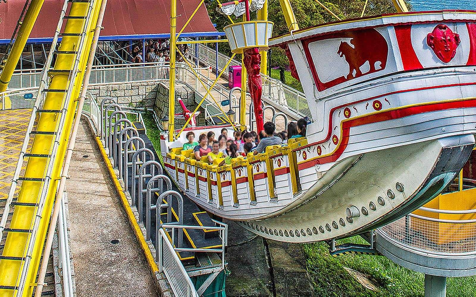 Аттракционы Ocean Park