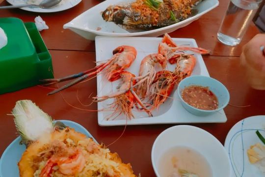 ร้านอาหารน่านั่ง