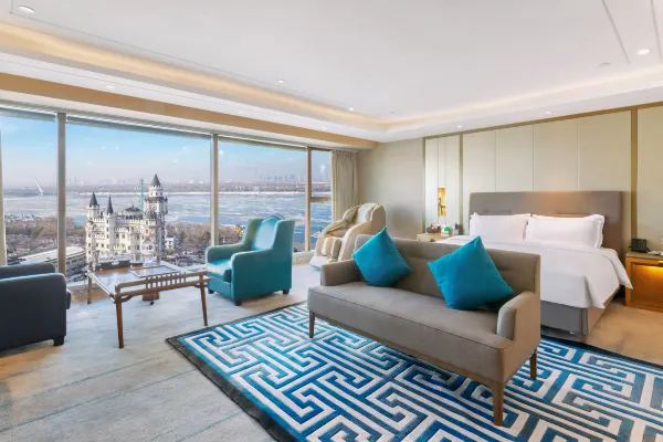 哈爾濱中央大街哈布斯堡江景飯店