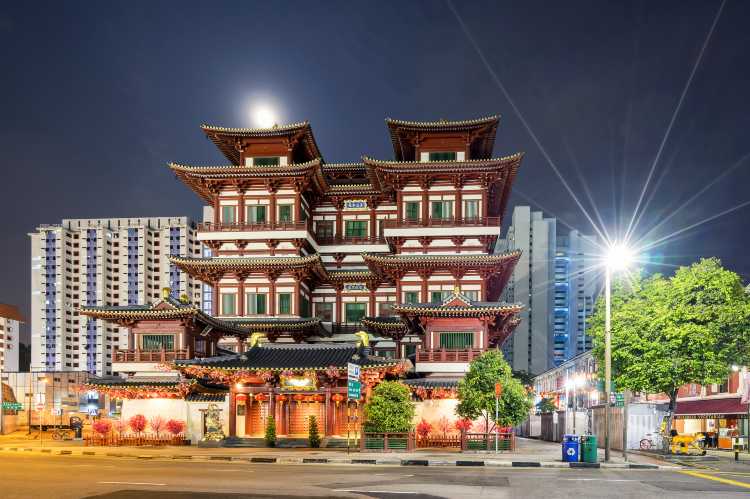 วัดพระเขี้ยวแก้ว (Buddha Tooth Relic Temple)