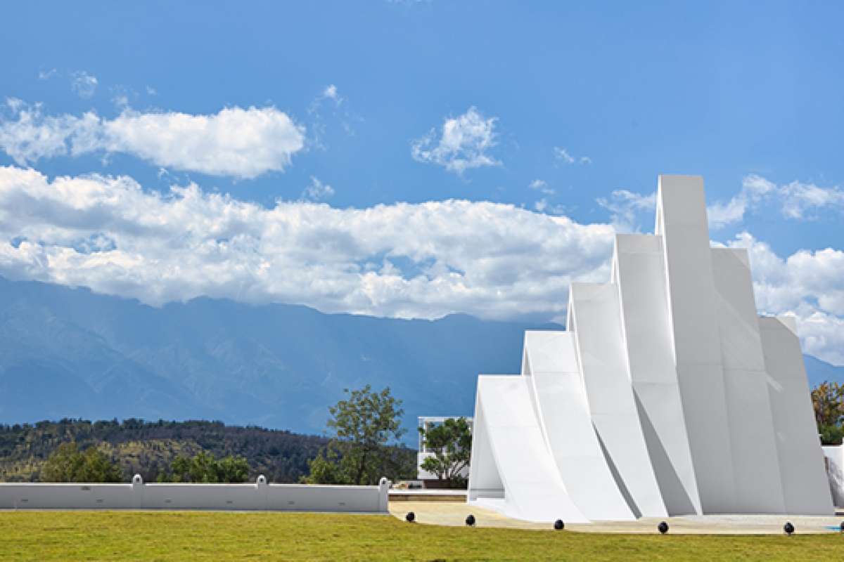 大理環洱海 + 喜洲 + 雙廊 + S 灣 + 理想邦一日遊