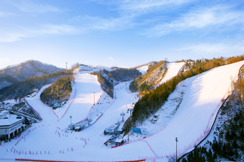4. Elysian Gangchon Ski Resort 