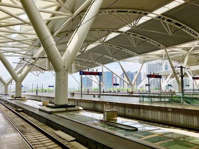 ชานชาลา