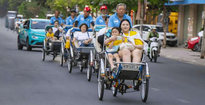 Các phương tiện thay thế taxi ở Nha Trang