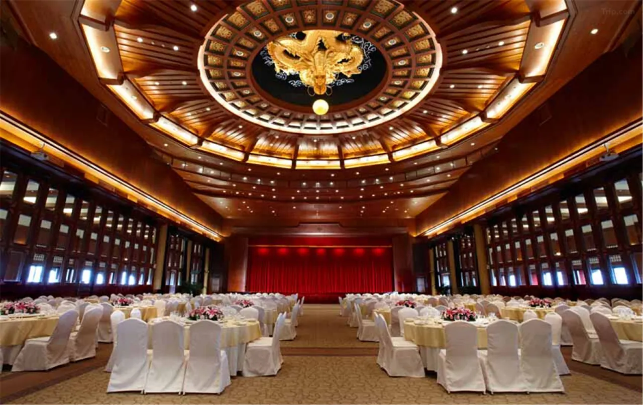 ห้องประชุม The Grand Hotel