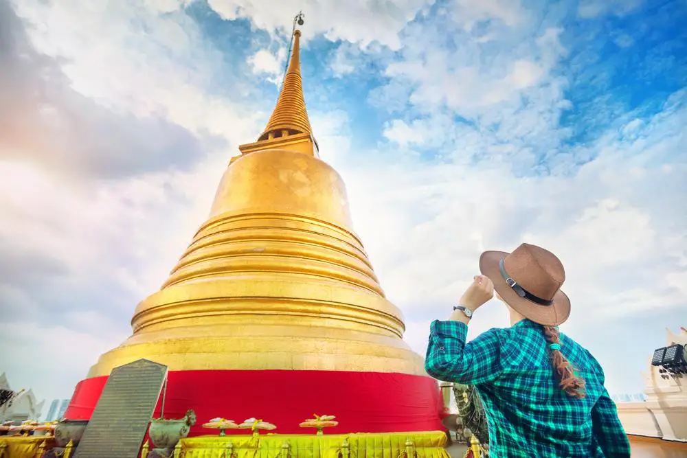 วิธีการเดินทางไปภูเขาทอง