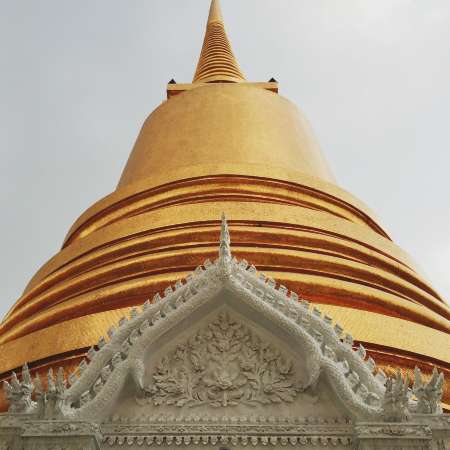 เจดีย์ทองทรงระฆังคว่ำ - วัดโสมนัสราชวรวิหาร