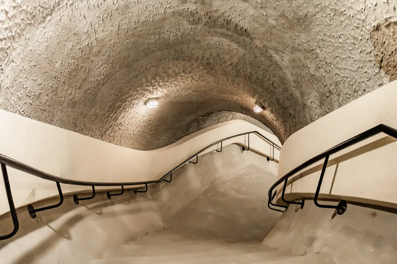 อุโมงค์ลับโรงแรม The Grand Hotel