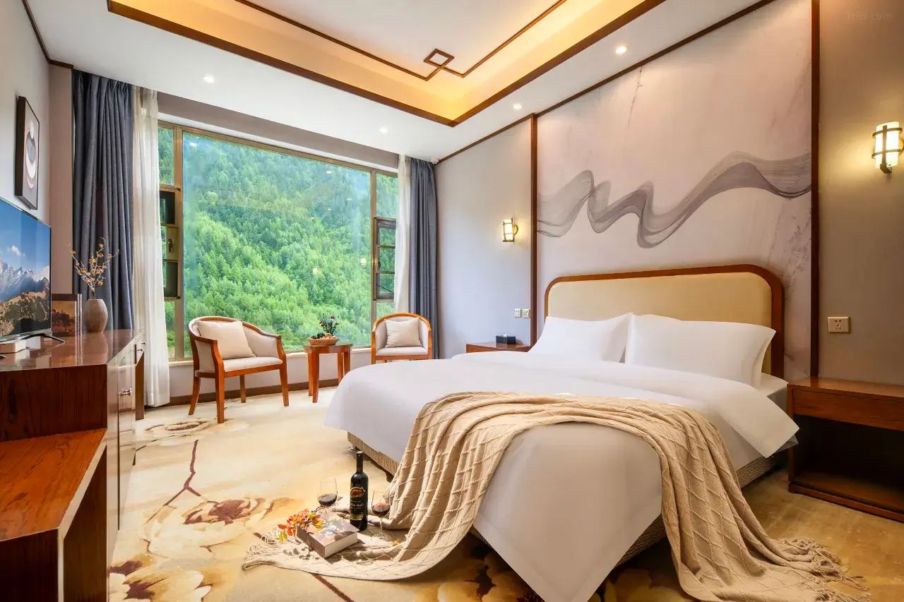 โรงแรมหยุนอี้จินเฟิง ภูเขาสือกูเหนียง-2