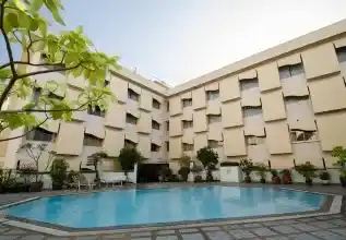 โรงแรมรัตนโกสินทร์-1