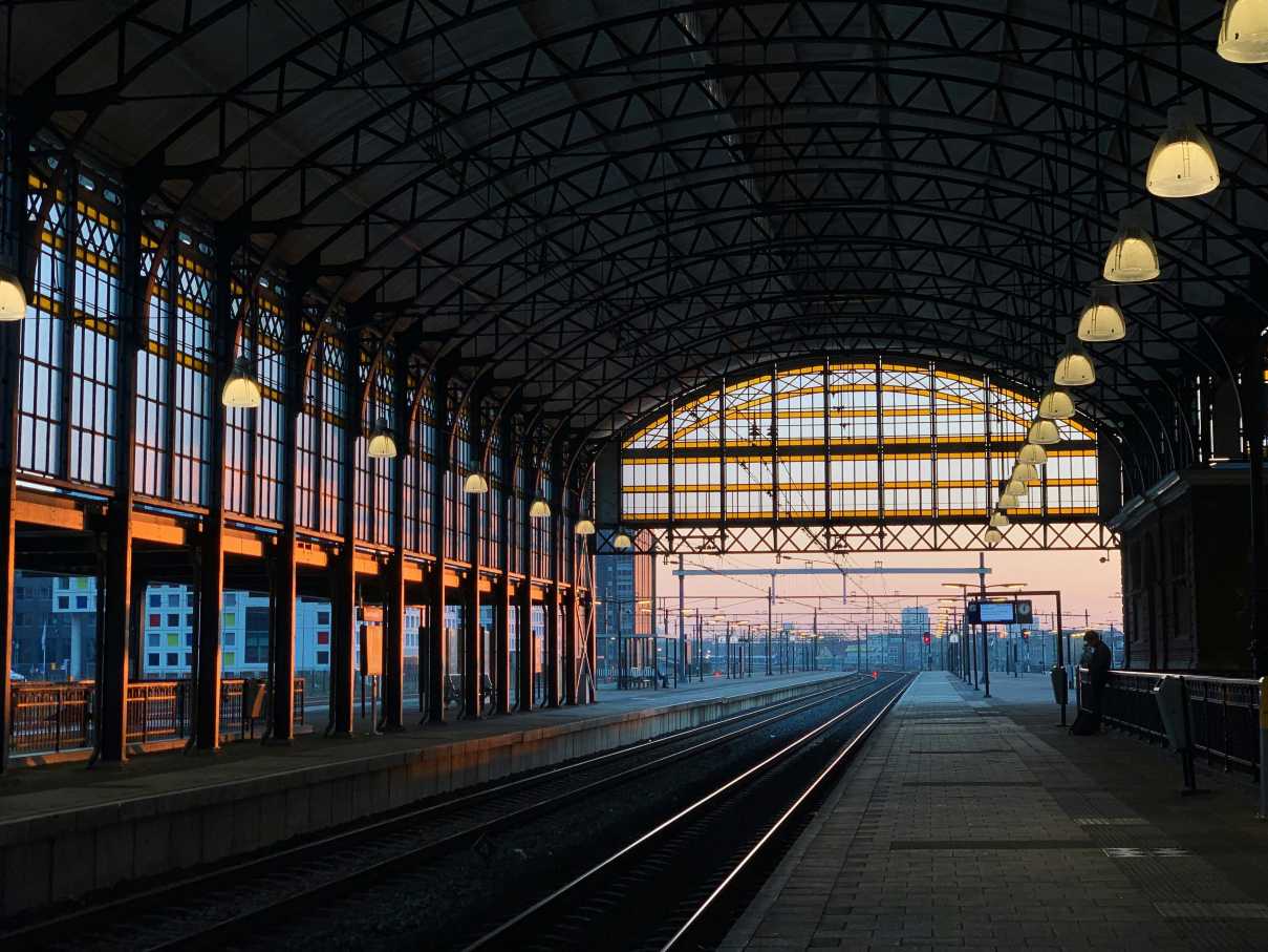 สถานีรถไฟฉงชิ่ง