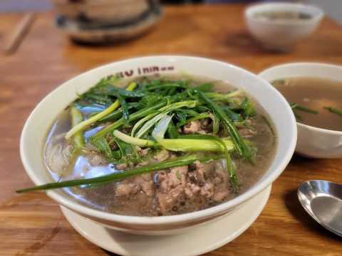 เฝอดานัง อร่อยอยู่ที่ไหน? รวม 10 ร้านเฝอดานัง ที่ไม่ควรพลาด | Trip.com