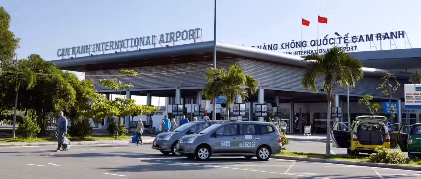 Sân bay Cam Ranh đi Nha Trang bao nhiêu km
